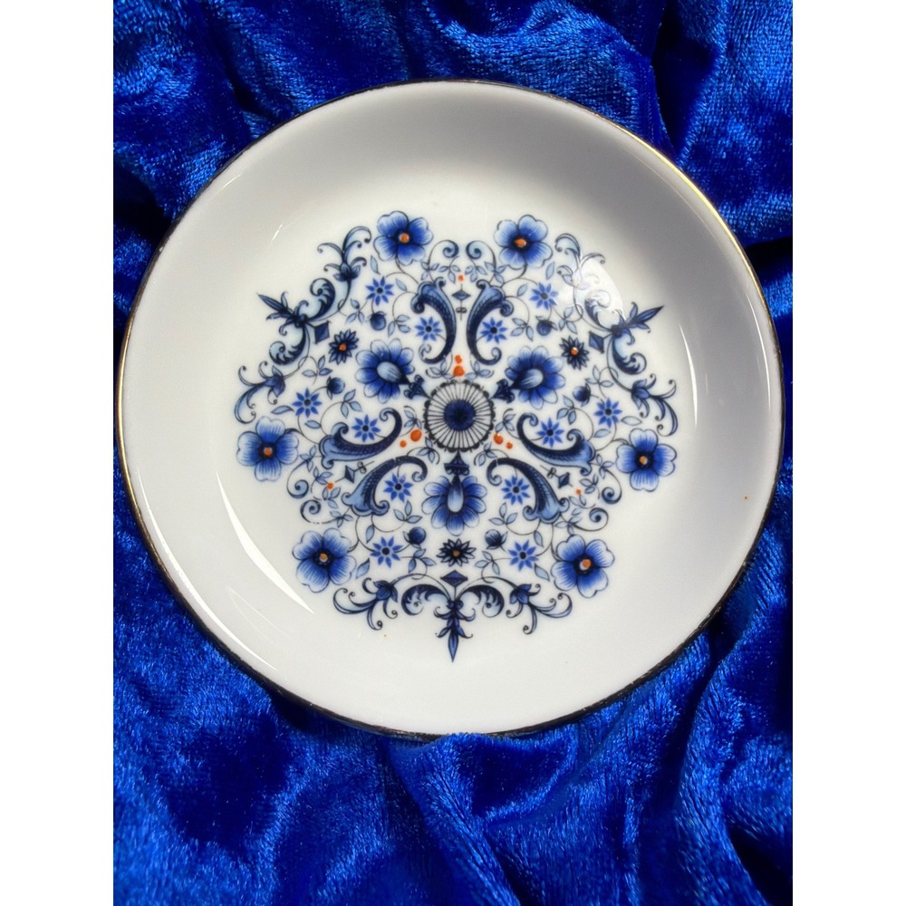 Crown Staffordshire Blue Floral Trinket Dish Bowl Small White Gold Bone China